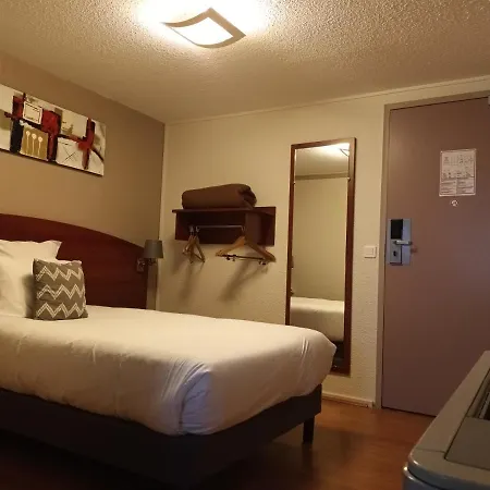 Des Arcades De - Grand Paris Sud 3* كياشاه