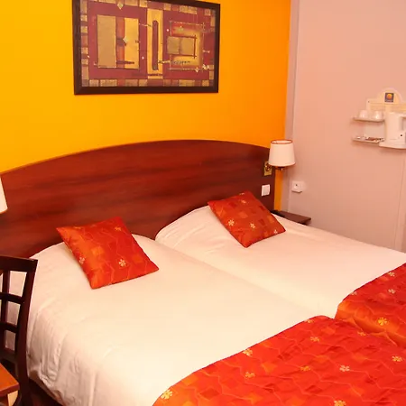 Des Arcades De - Grand Paris Sud Hotel 3*